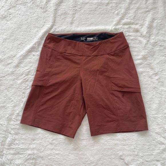 Arc'teryx Pants - Arcteryx Womens Sabria Short Terracotta Red Orange Hiking Technical Cargo Size 4